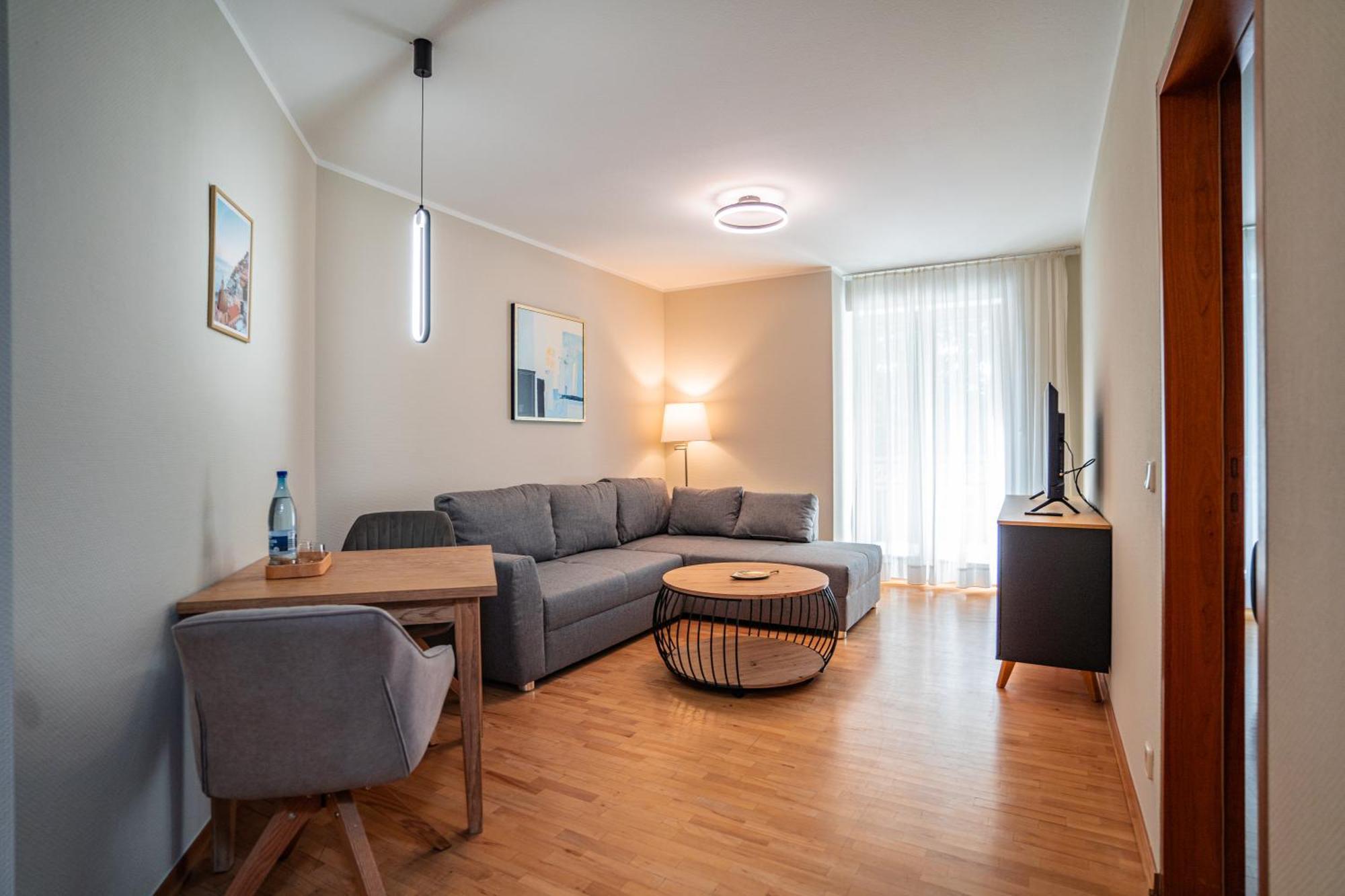 Hotel Cityhome Am Kurpark Бад-Зальцуфлен Экстерьер фото